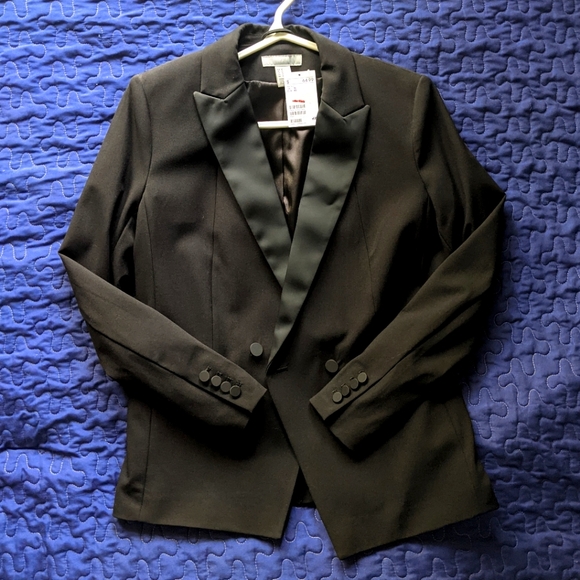 2/$25 H&M Tuxedo Style Blazer - Picture 1 of 2